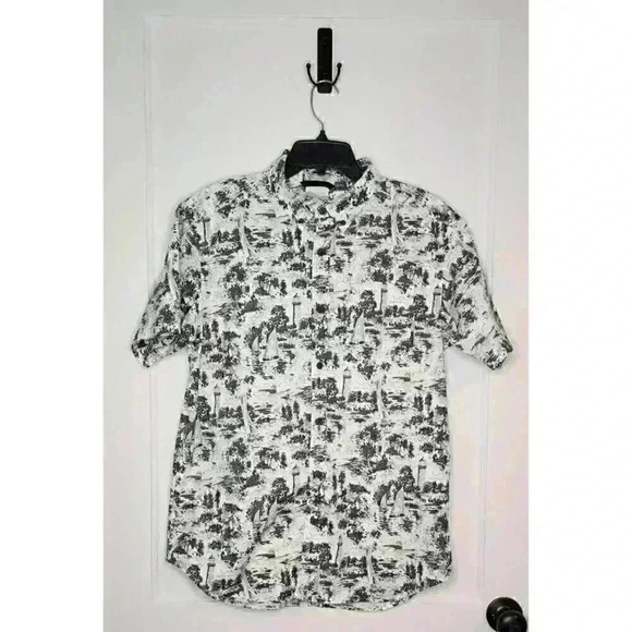 Size Medium Columbia Regular Fit Lighthouse Sailboat Print Button Up Shirt - Picture 1 of 5
